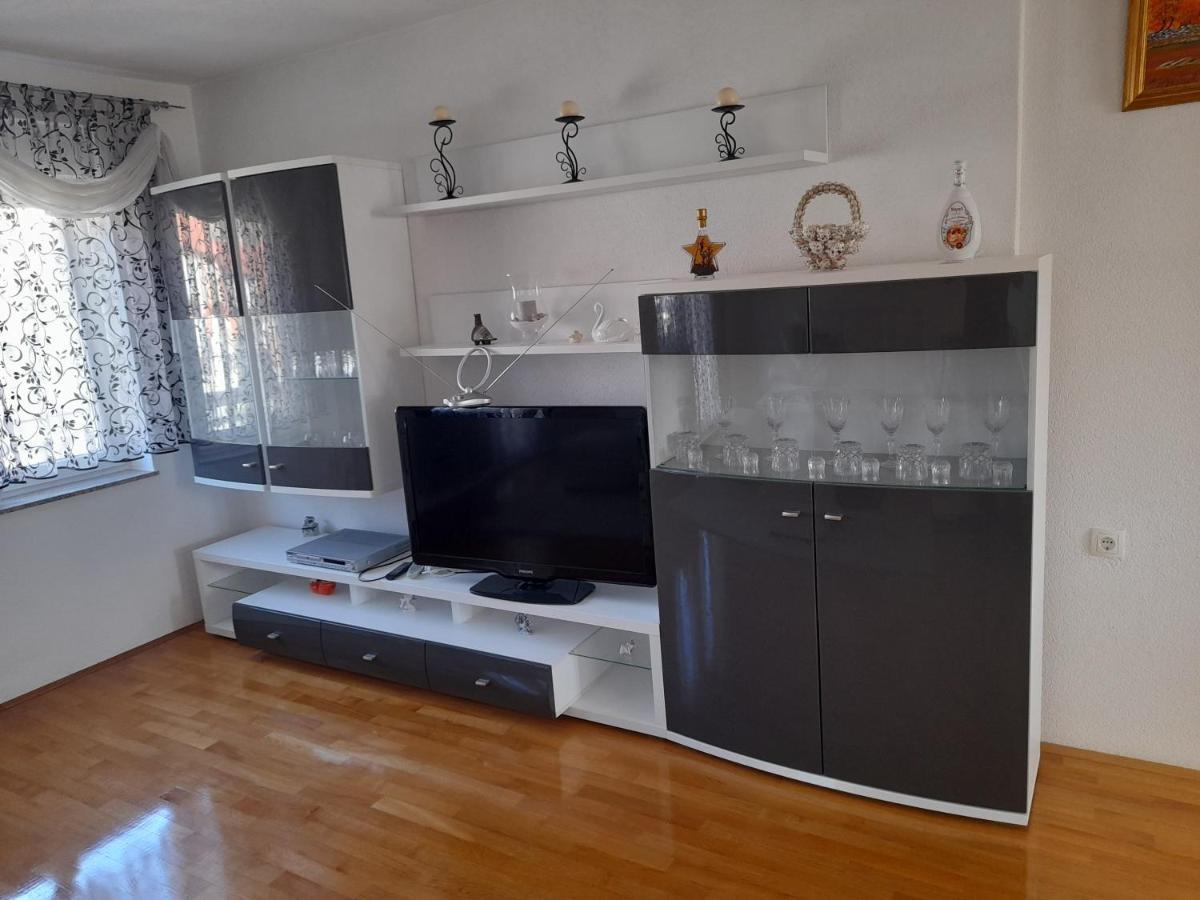 Apartman Zoran Livno Bagian luar foto